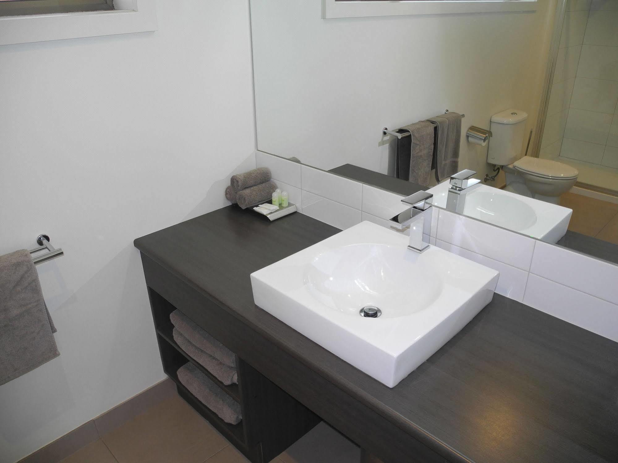 Elm Tree Motel Warrnambool Zewnętrze zdjęcie